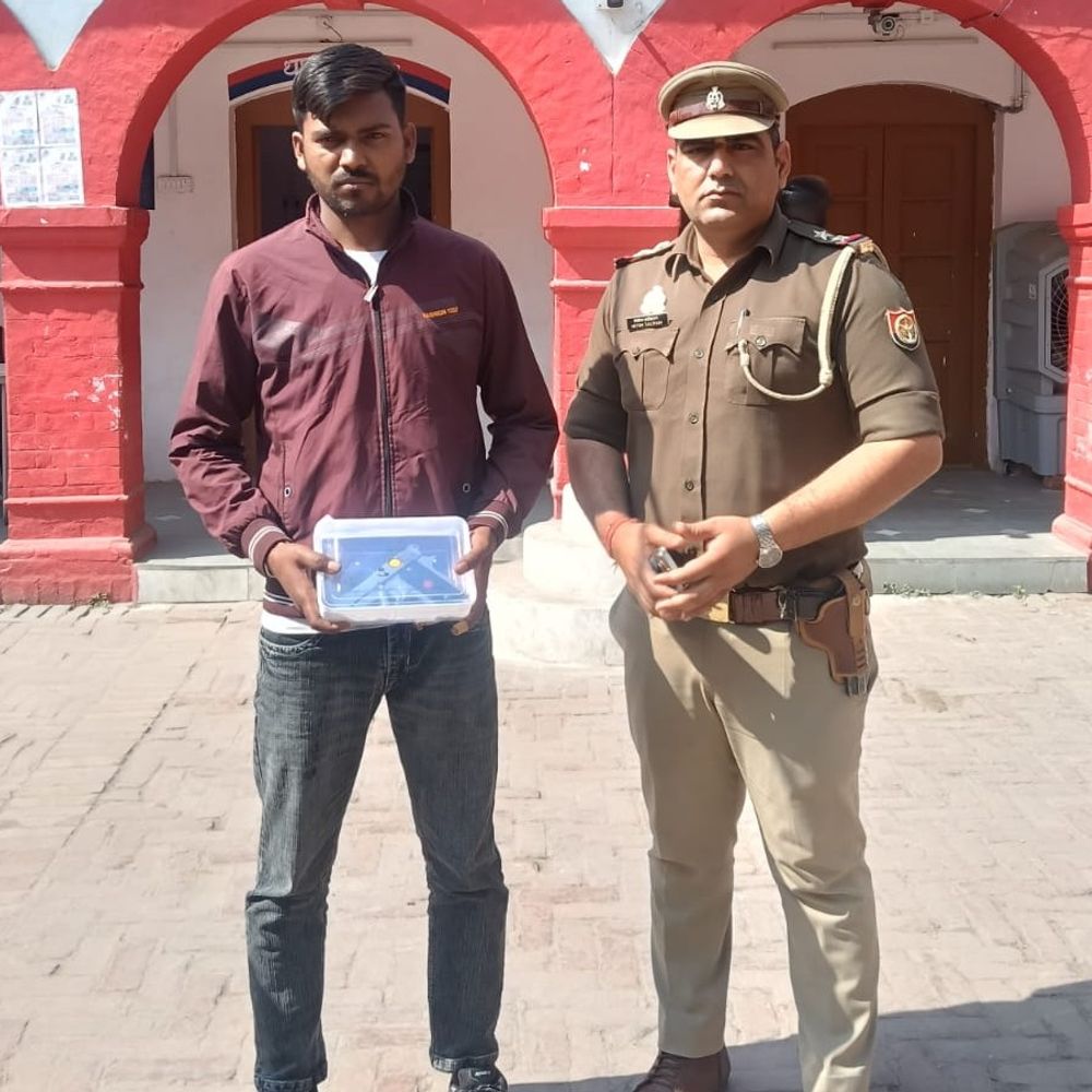 गुटखे के विवाद दुकानदार पर तानी पिस्टल:पैसे मांगने पर बौखलाया, भौकाल के लिए लेकर घूमता था बंदूक