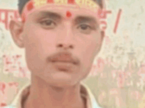 प्रयागराज में जुए के 400 रुपयों के विवाद में हत्या:  हादसा दिखाने के लिए लाश घसीटकर सड़क पर फेंकी, चार लोग जेल भेजे गए – Prayagraj (Allahabad) News