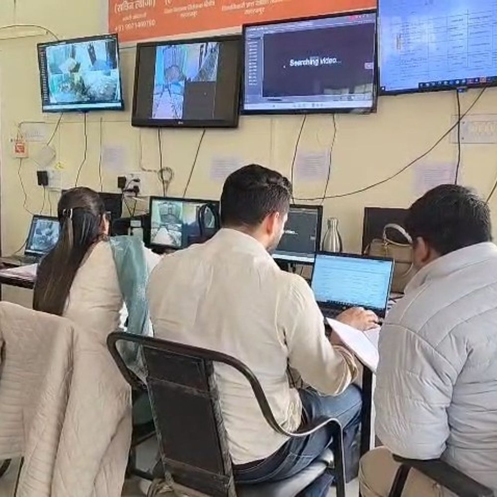 सहारनपुर में 89 सेंटरों पर यूपी बोर्ड एग्जाम:3660 सीसीटीवी से निगरानी के बीच 65 हजार से अधिक छात्र परीक्षा देंगे