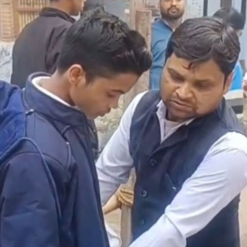 बहराइच में यूपी बोर्ड परीक्षा आज से:122 केंद्रों पर कड़ी निगरानी में  छात्र दे रहे परीक्षा