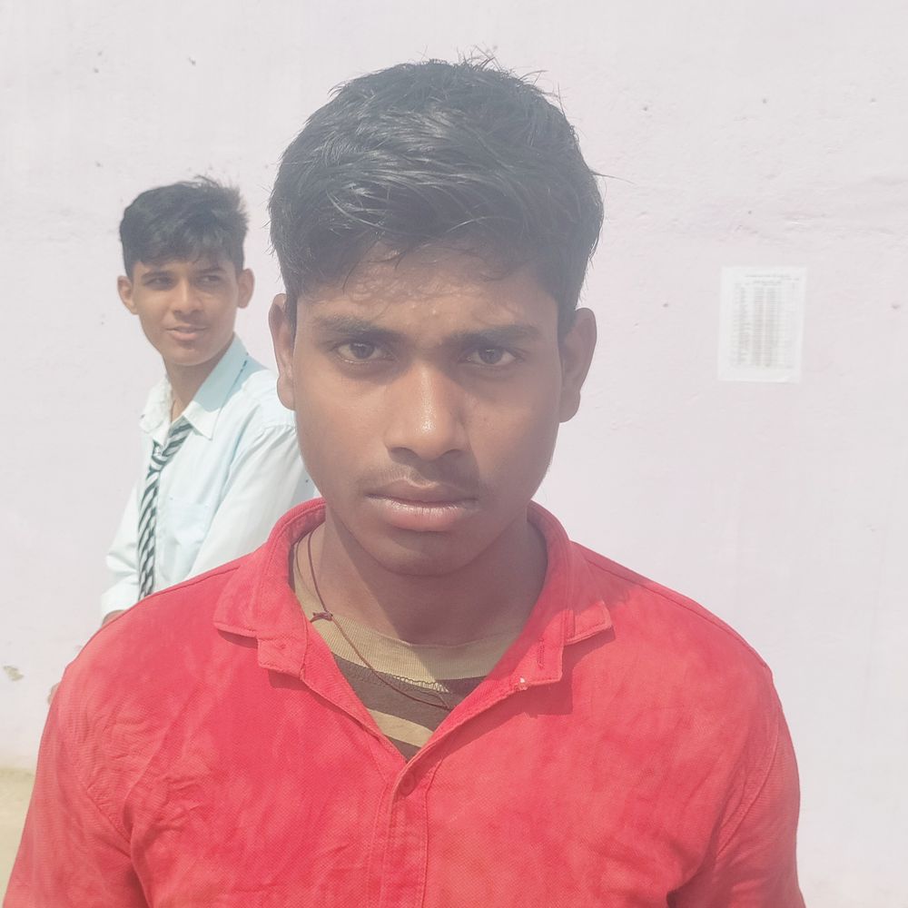 कानपुर देहात में छात्र परीक्षा के दौरान बेहोश:स्वास्थ्य टीम ने मौके पर प्राथमिक उपचार दिया, हालत सामान्य