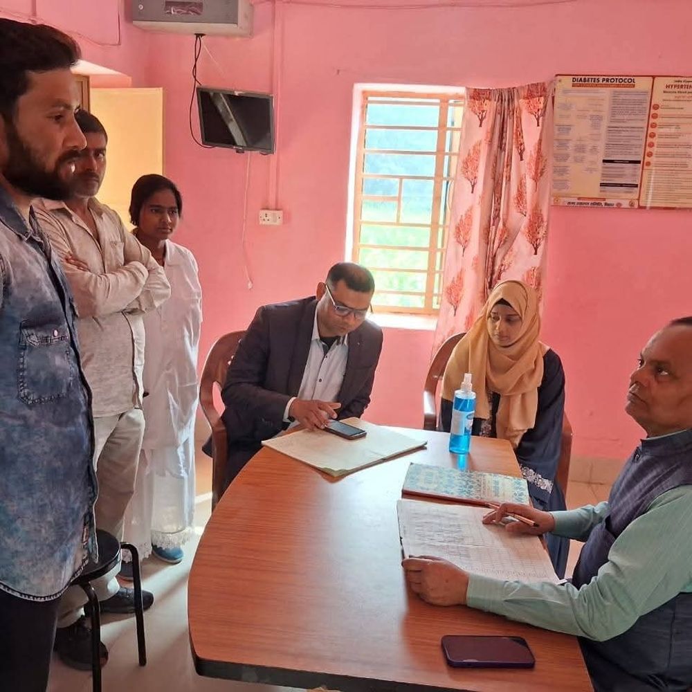 सुपौल के लौकहा APHC को डेवेलप करने की तैयारी:  सिविल सर्जन का सरप्राइज इंस्पेक्शन, 10 मिनट देर पहुंचे थे डॉक्टर – Supaul News