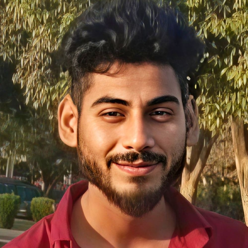 बेला में करंट लगने से इंटर के छात्र की मौत:नहाने के लिए हैंडपंप से पानी भरते समय चपेट में आया, कुछ देर बाद बोर्ड परीक्षा देने वाला था