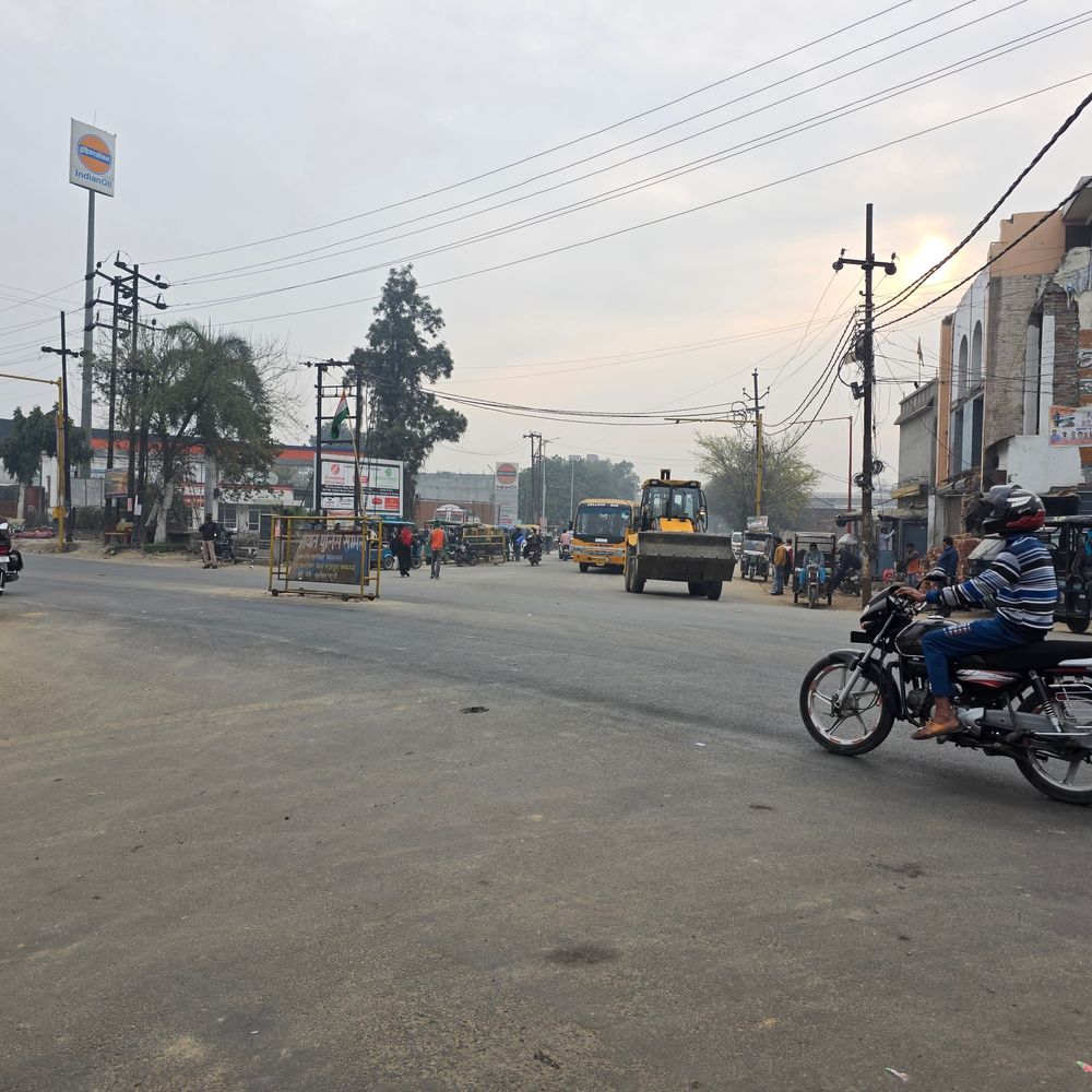 संभल में AQI 344, वायु गुणवत्ता गंभीर श्रेणी में:न्यूनतम 12 डिग्री तापमान, सुबह-शाम सर्द हवाएं जारी