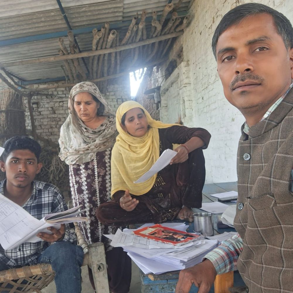 3.5 लाख संदिग्ध मतदाताओं को नोटिस:मैपिंग डेटा पर संदेह, बीएलओ घर जाकर जांच कर रहे