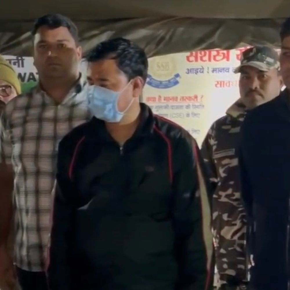 सोनौली बॉर्डर पर 17 करोड़ का गांजा जब्त:महराजगंज में SSB और आबकारी विभाग ने दिल्ली के तस्कर को किया गिरफ्तार