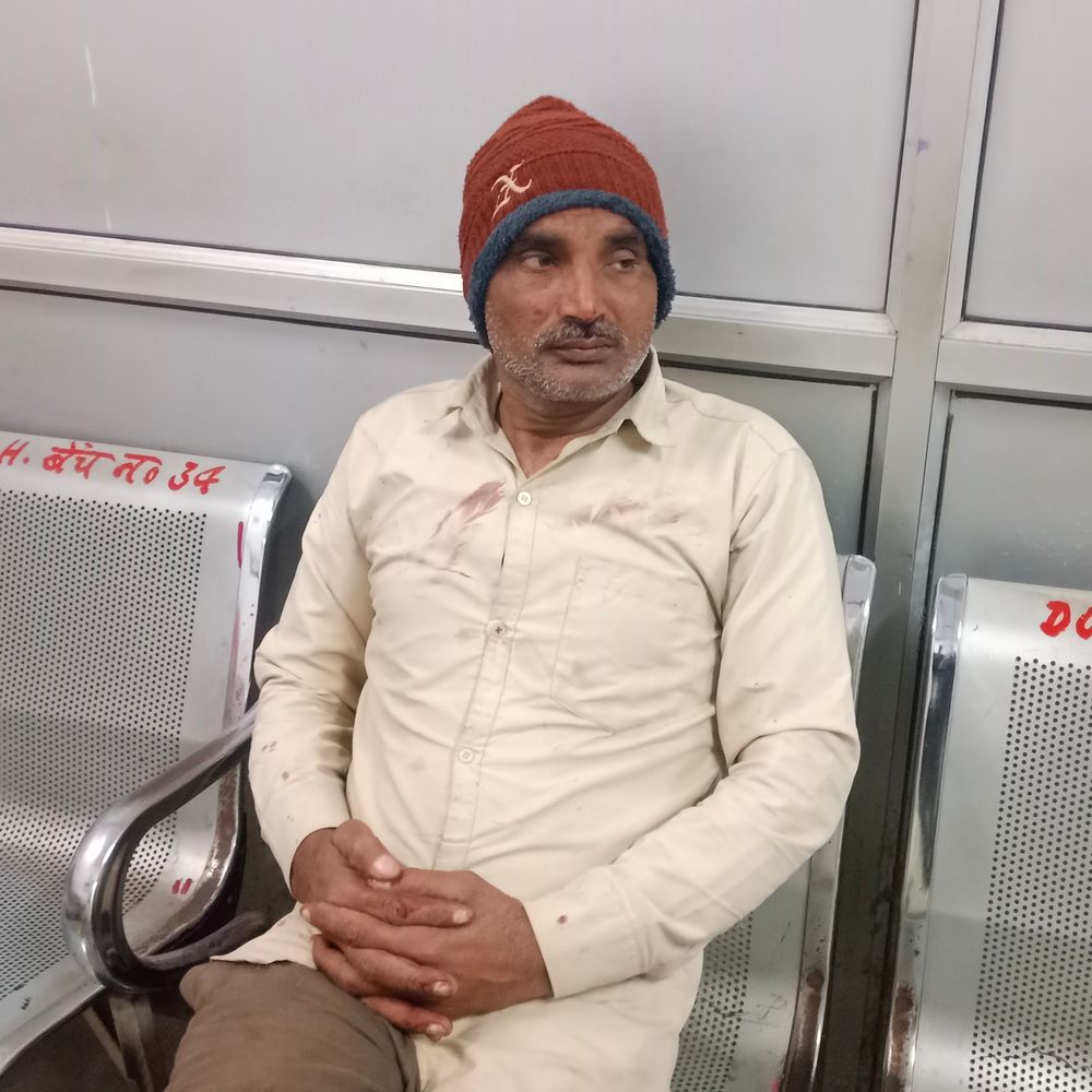 सम्भल के सारंगपुर में चुनावी रंजिश से मारपीट:आरोपियों ने चुनाव में जबरन वोट देने का दबाव बनाया, दो घायल