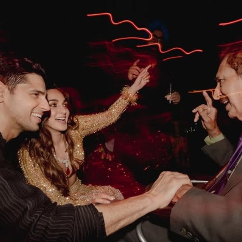 सिद्धार्थ मल्होत्रा के पिता सुनील मल्होत्रा का निधन:इंस्टाग्राम पर पिता को याद कर एक्टर ने लिखा- पापा, आपकी ईमानदारी मेरी सबसे बड़ी विरासत