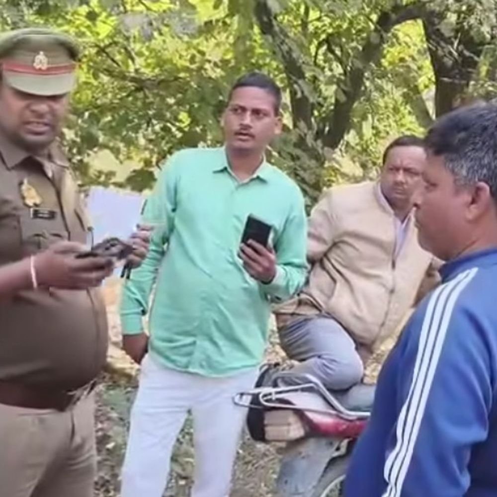 गौशाला से सामग्री चोरी, ग्रामीणों ने बनाया वीडियो:पुलिस ने सामग्री बरामद की, कार्रवाई न होने पर की DM से शिकायत