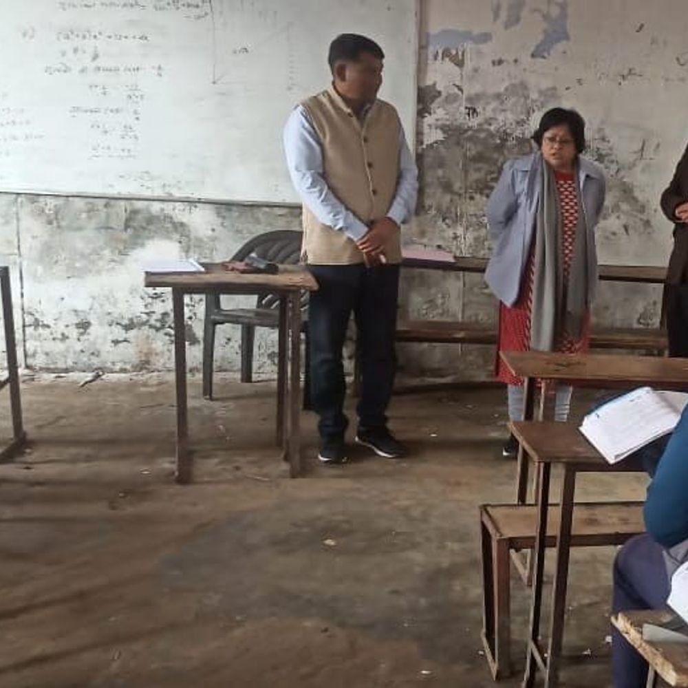 यूपी बोर्ड परीक्षा आज से शुरू:हापुड़ के 40 केंद्रों पर 29,184 छात्र देंगे इम्तिहान