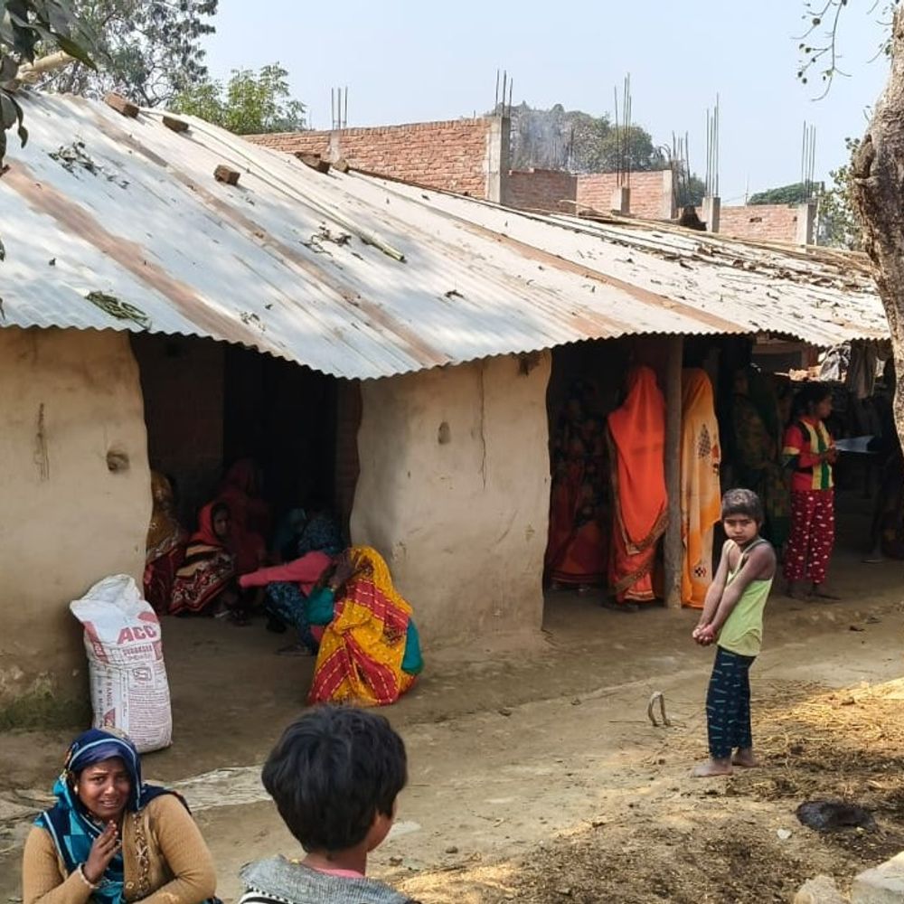 बाराबंकी में बुजुर्ग दंपत्ति की संदिग्ध मौत:जहरीला पदार्थ खाने की आशंका, पुलिस कर रही जांच