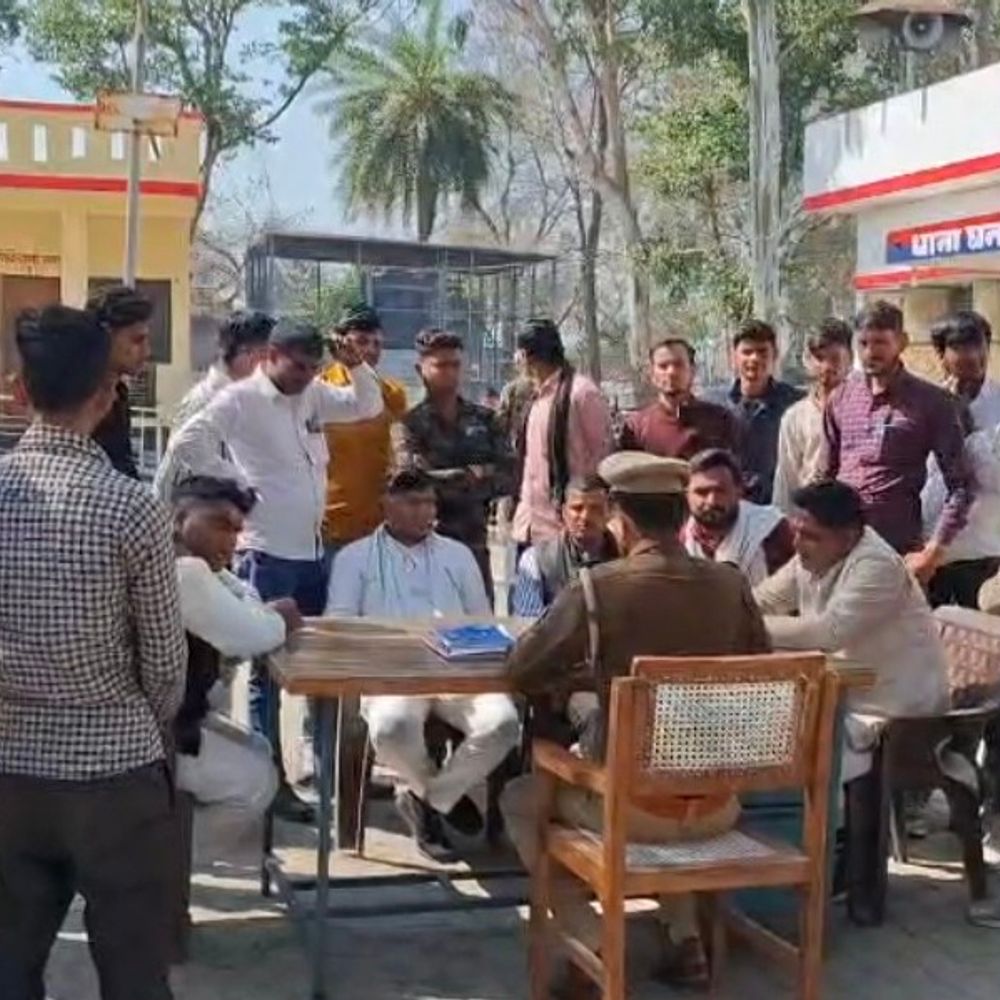 संभल में 'यादव-जी की लव स्टोरी' फिल्म पर FIR:अरविंद यादव की शिकायत पर निर्माता-निर्देशक समेत 4 पर केस