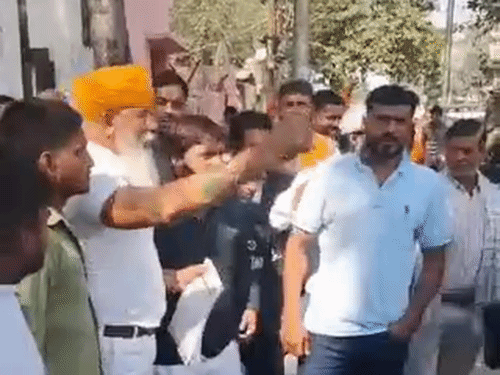 UGC के खिलाफ क्षत्रिय करणी सेना का प्रदर्शन:  अलीगढ़ में राष्ट्रीय अध्यक्ष बोले– दिल्ली में 8 मार्च को होगा आंदोलन – Aligarh News