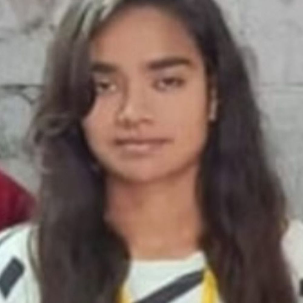 सगाई के 16 दिन बाद युवती ने फांसी लगाई:कार्यक्रम के बाद से परेशान थी, पिता भी एक साल पहले कर चुके आत्महत्या