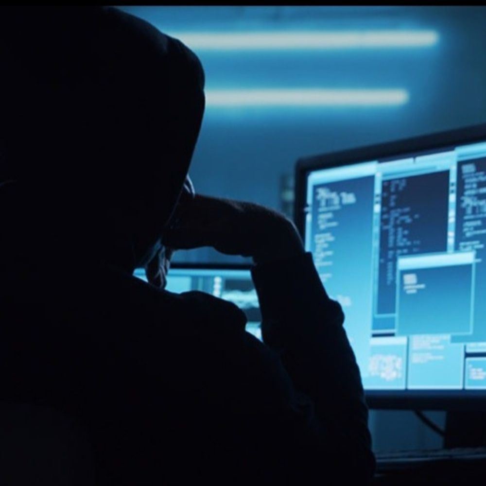 शेयर ट्रेडिंग के नाम पर 1.17 करोड़ की ठगी:व्हाट्सएप ग्रुप से जोड़कर कराया निवेश, 6 महीने तक झांसे में रखा