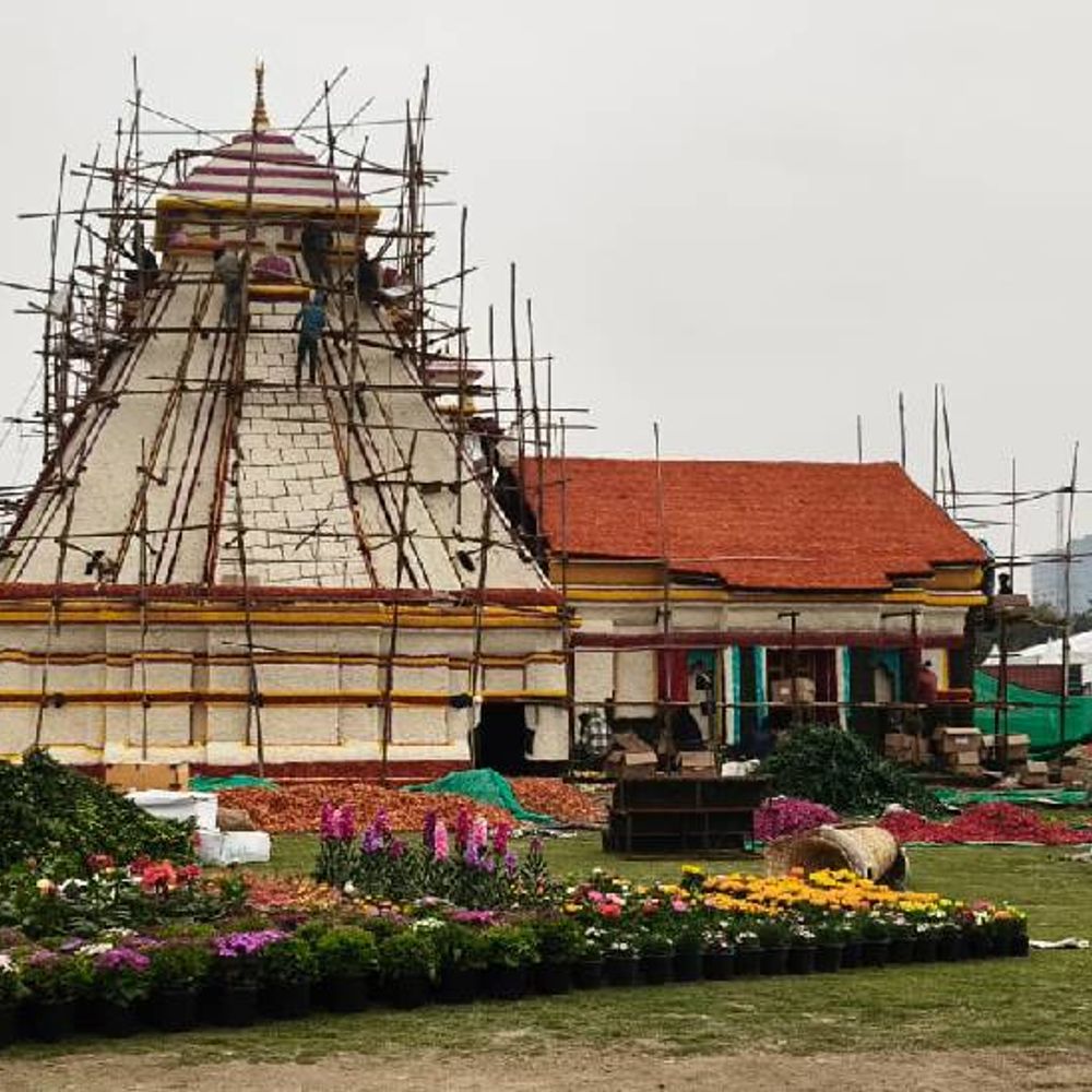 कल से चार दिन तक फूलों से महकेगा नोएडा:केदारनाथ मंदिर के होंगे दर्शन, 90 स्टॉल , बैंड और 20 से ज्यादा स्कलप्चर बनाए गए