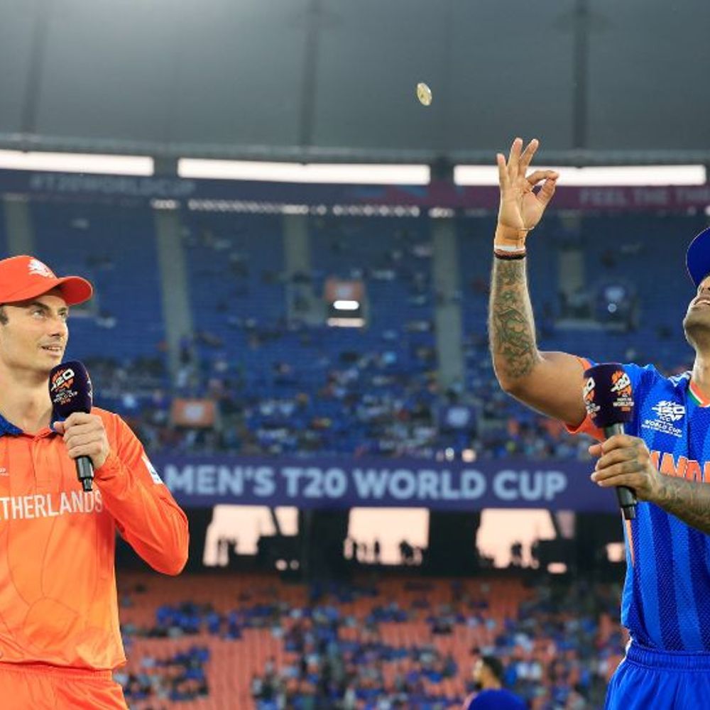 टी-20 वर्ल्डकप में अभिषेक लगातार तीसरी बार जीरो पर आउट:नीदरलैंड के आर्यन दत्त ने बोल्ड किया; पहले ओवर की आखिरी बॉल पर तिलक 3 रन दौड़े