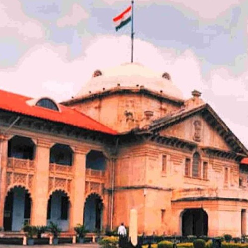 ट्रांसजेंडर- समलैंगिक जोड़े को लिव-इन में रहने की अनुमति:हाईकोर्ट ने लिव-इन रिलेशनशिप को संरक्षण प्रदान किया, पुलिस सुरक्षा देने का आदेश