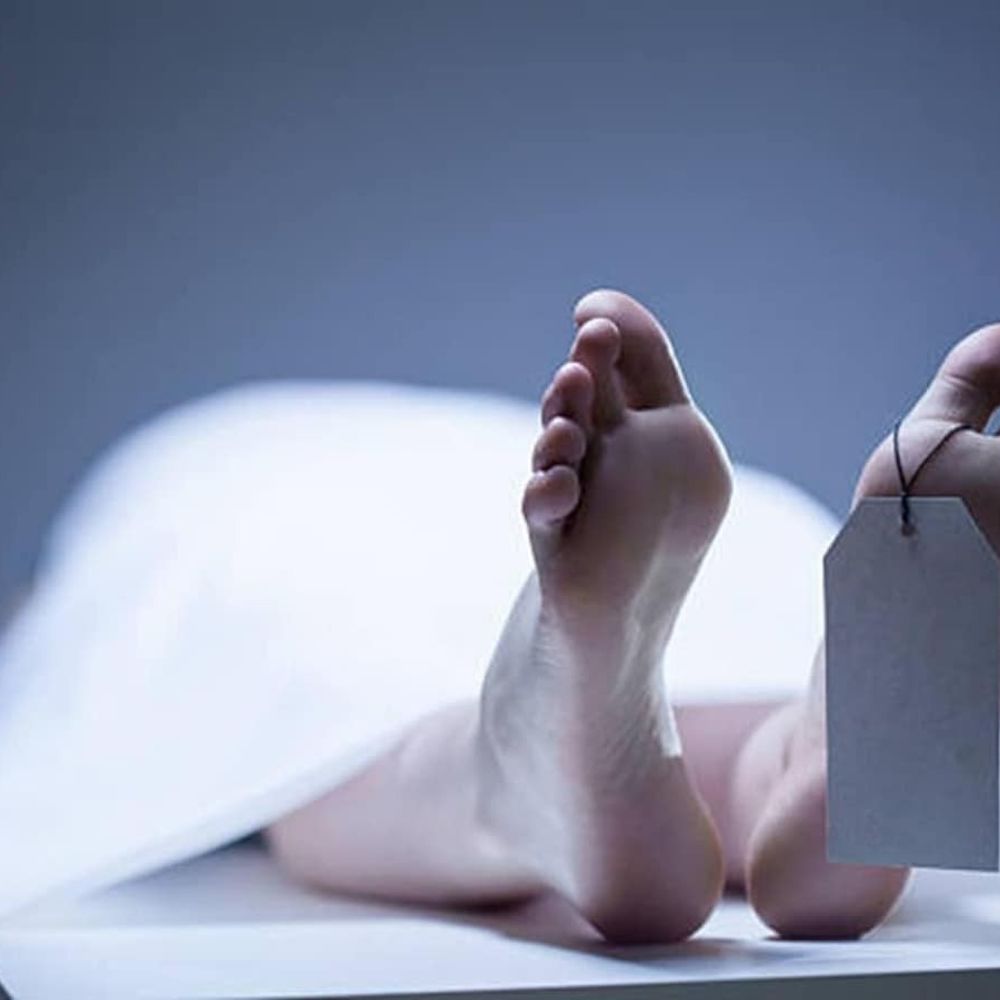 आशियाना में LIC के असिस्टेंट क्लर्क का शव मिला:कमरे में कई दिन से पड़ा था, सड़ने के बाद गंध फैली तो लोगों ने पुलिस को बताया