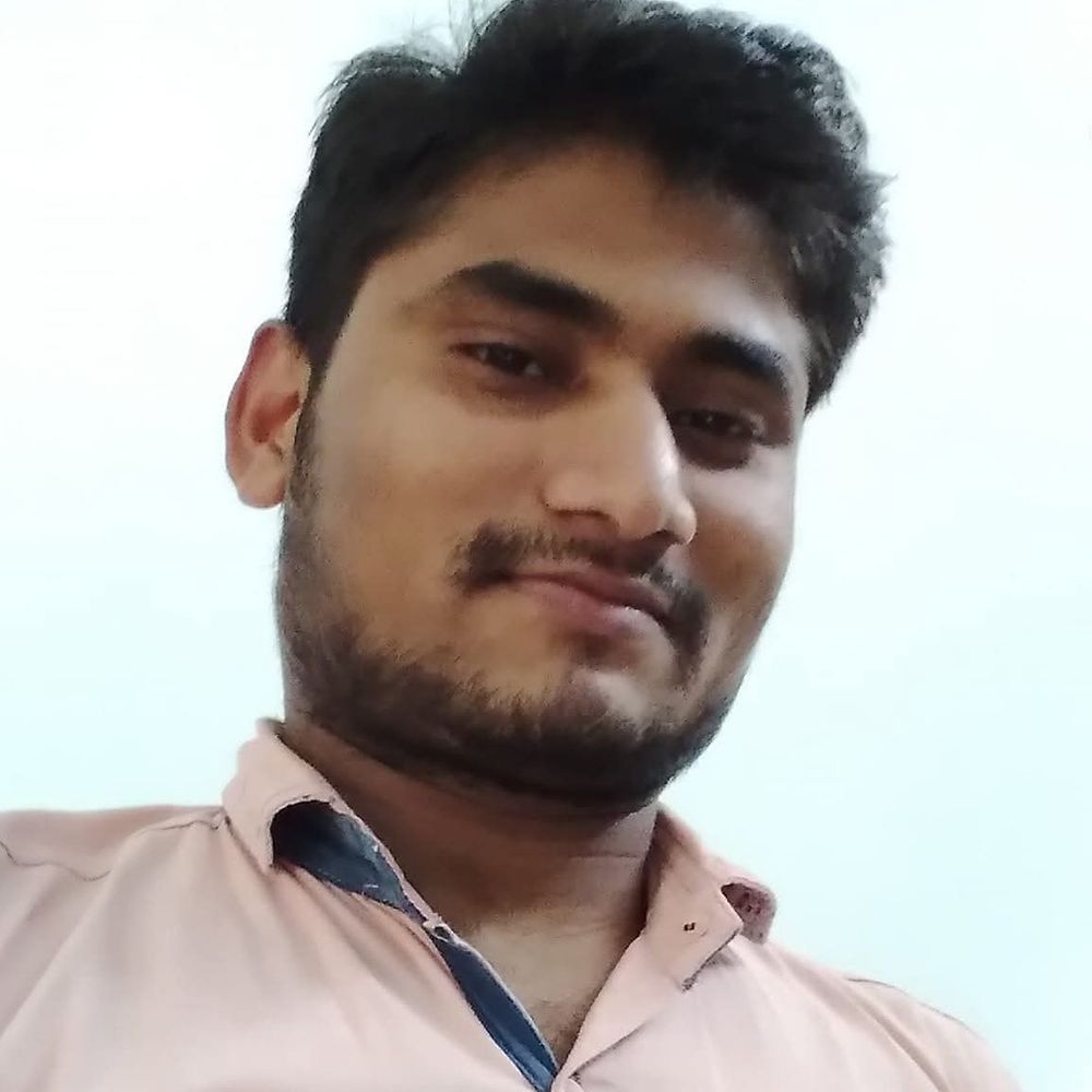 कुशीनगर में ट्रेन के आगे कूदा युवक:पारिवारिक कलह और आर्थिक तंगी से परेशान होकर दी जान, पुलिस कर रही जांच