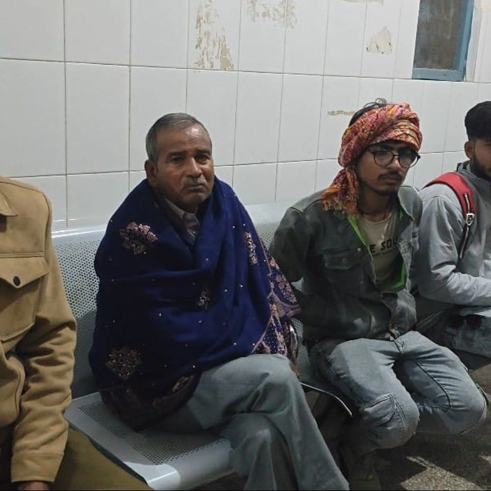 फतेहपुर में अज्ञात वाहन की टक्कर से युवक की मौत:शादी से लौटते समय हादसा, कपड़ा फैक्ट्री में करता था काम