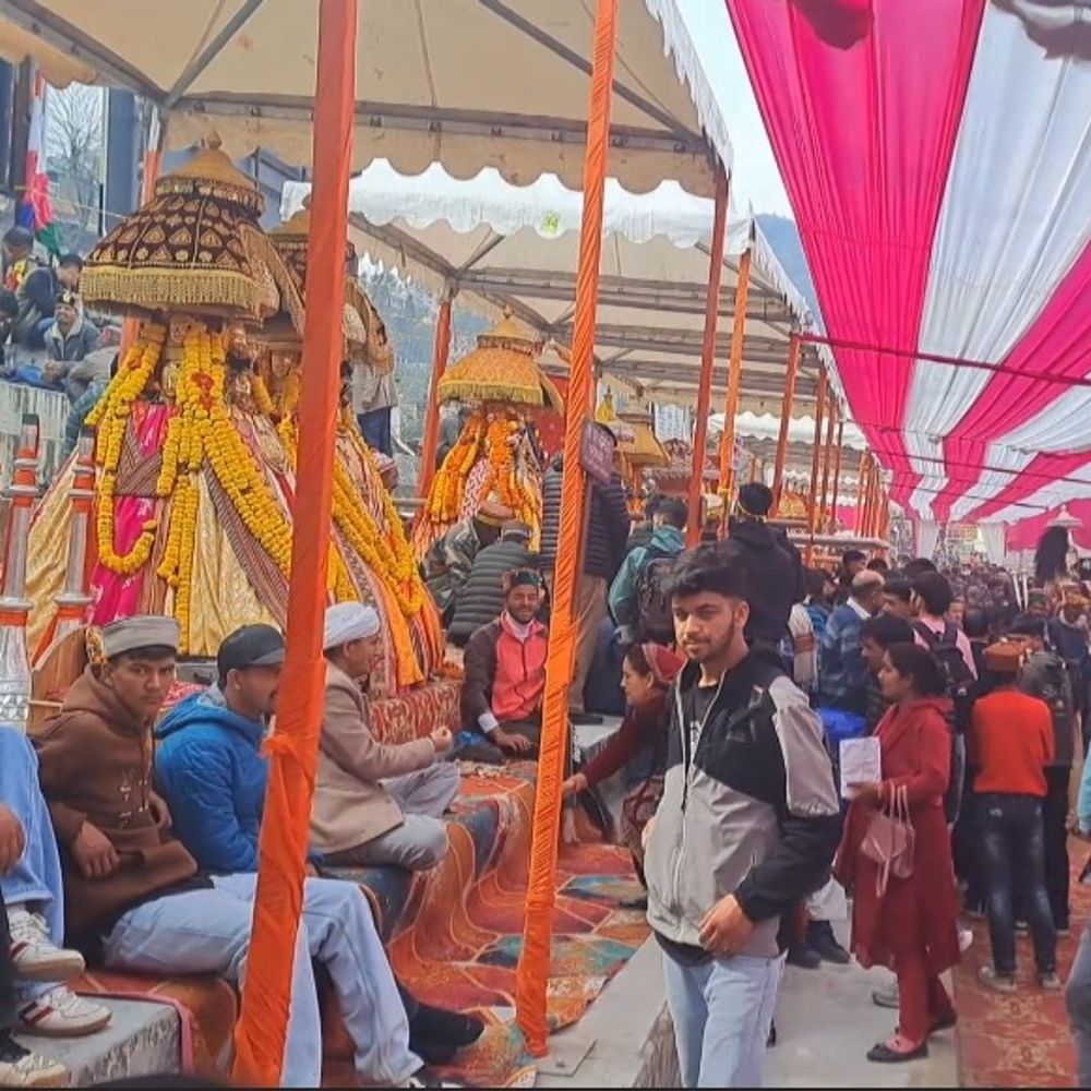 मंडी की अंतरराष्ट्रीय शिवरात्रि में आज निकलेगी ‘मध्य जलेब’:  150 देवी-देवता शामिल होंगे, देशभर से श्रद्धालु शोभायात्रा देखने पहुंचे – Mandi (Himachal Pradesh) News