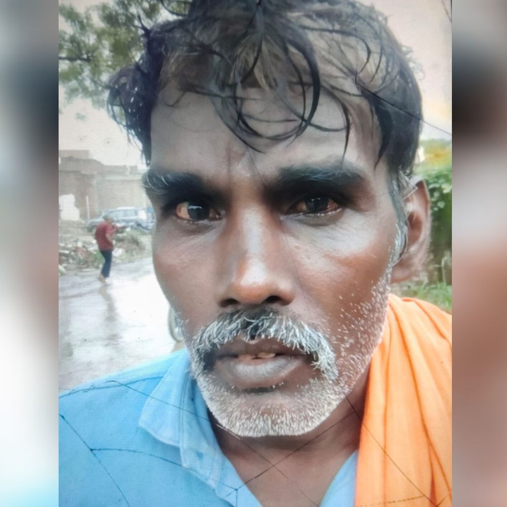 कौशांबी में कार-मोपेड टक्कर, युवक की मौत:पिपरी थाना क्षेत्र में घायल सोने लाल ने प्रयागराज में तोड़ा दम