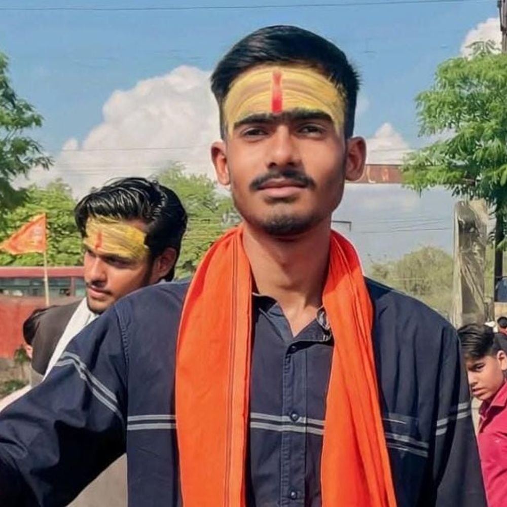 इटावा में इंटर छात्र की सड़क हादसे में मौत:परीक्षा से लौटते समय पिकअप ने मारी टक्कर, इलाज के दौरान तोड़ा दम