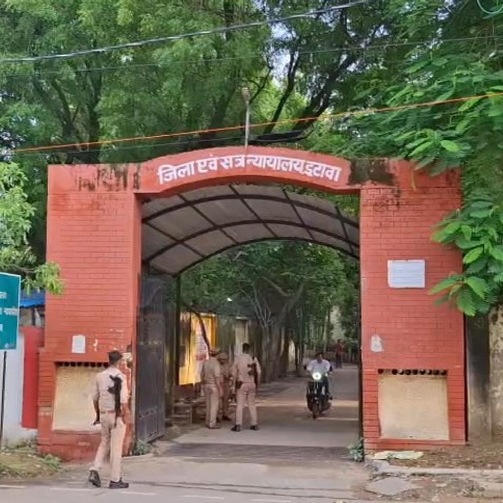 इटावा में हत्या के प्रयास में 6 दोषी करार:कोर्ट ने 8-8 साल की सजा, 18-18 हजार जुर्माना लगाया