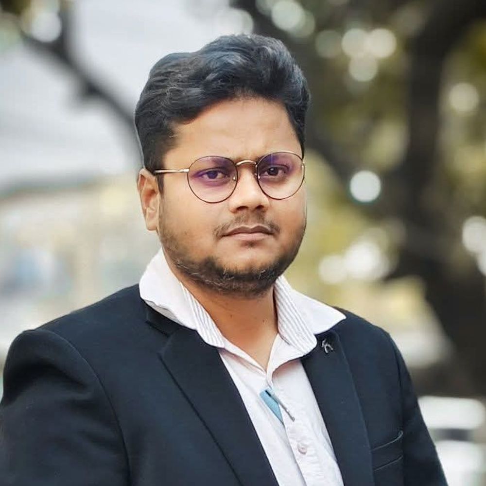 फर्जी VIDEO से बदनाम करने की साजिश:बस्ती में 'केले के पेड़ का चोर' बताकर क्लिप किया था वायरल, पत्रकार पर मुकदमा