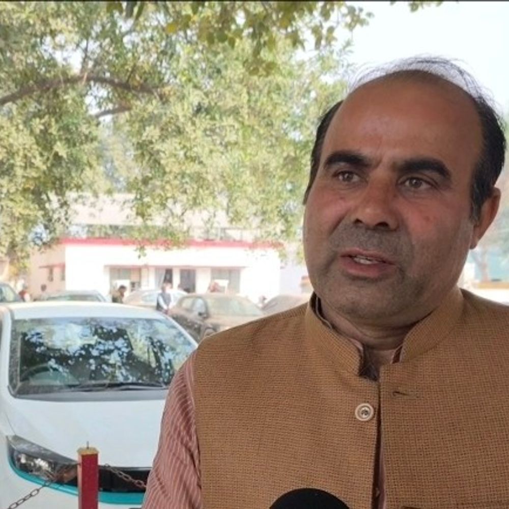 सहारनपुर में ट्यूबवैल विवाद में 35 बीघा फसल पर संकट:सिंचाई बंद होने से किसान ने एसएसपी से लगाई गुहार