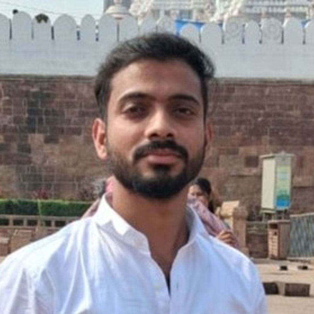 दिल्ली से घर निकले लैब रेडियोग्राफर लापता:गोरखपुर पहुंचने पर बहन से हुई आखिरी बार बात, पुलिस जांच में जुटी