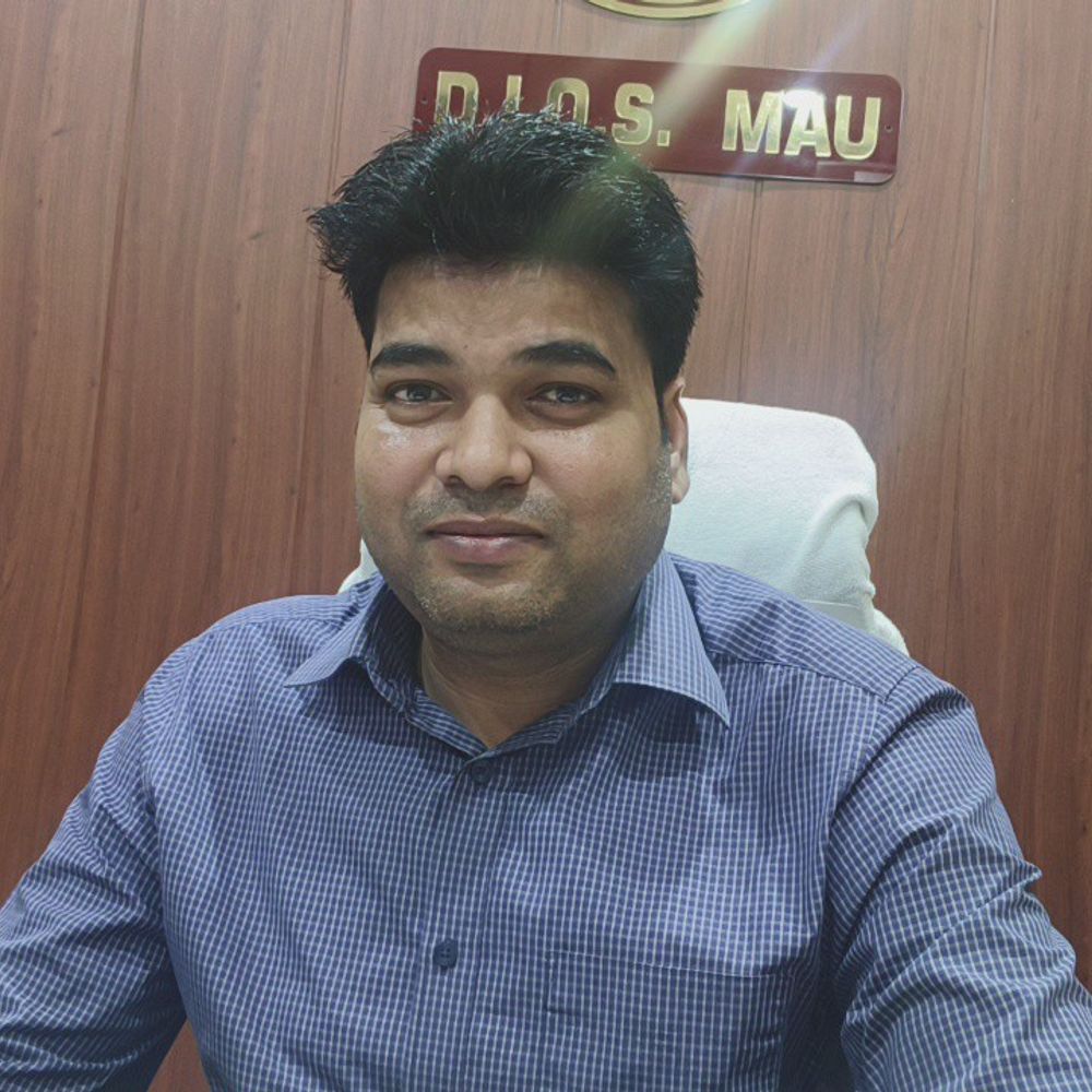 मऊ में आज से संस्कृत बोर्ड परीक्षा शुरू:4 केंद्रों पर 902 परीक्षार्थी दो पालियों में होंगे शामिल