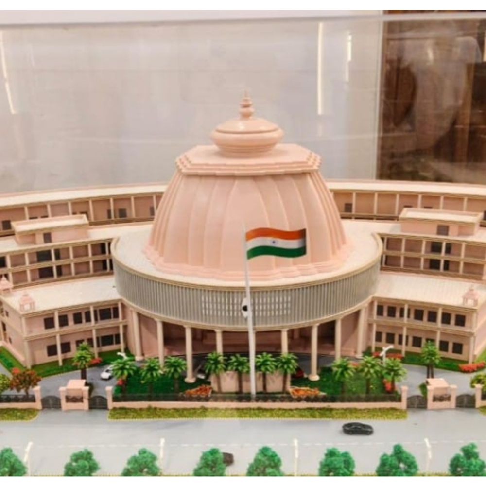 वाराणसी नगर निगम के नए सदन की आधारशीला रखेंगे प्रधानमंत्री:काशी-गंगा की थीम पर आधारित, महापौर बोले- विकास का मॉडल होगा भवन