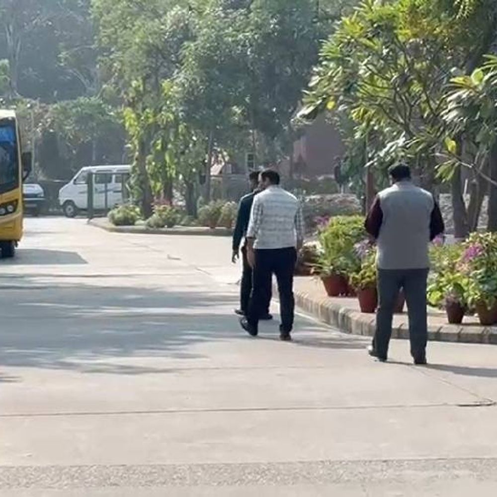 नोएडा में 12 स्कूलों को बम की धमकी:ई मेल के जरिए मिली धमकी, 23 जनवरी को आया था ऐसा ही मेल