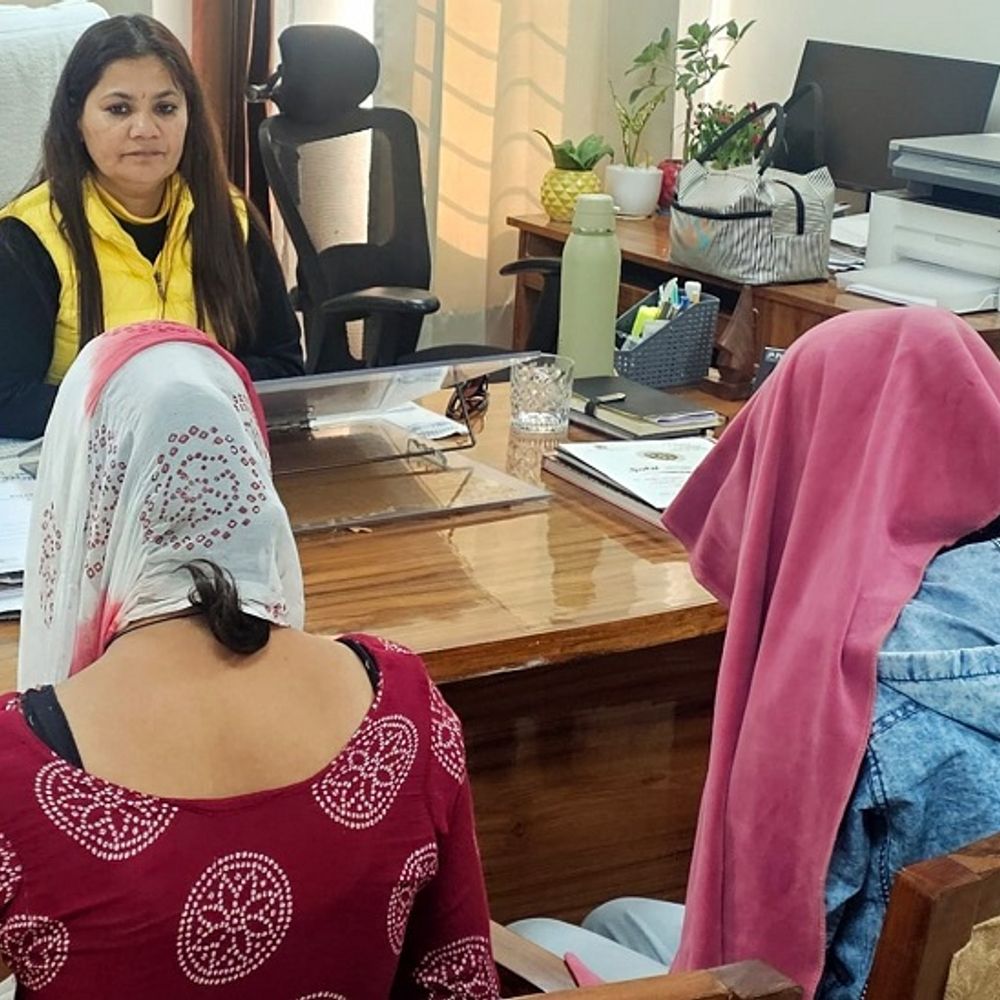 पानीपत प्रशासन ने सगी बहनों का रुकवाया बाल विवाह:  15 और 17 साल की है लड़कियां, कोर्ट ने परिजनों से लिया लिखित आश्वासन – Panipat News