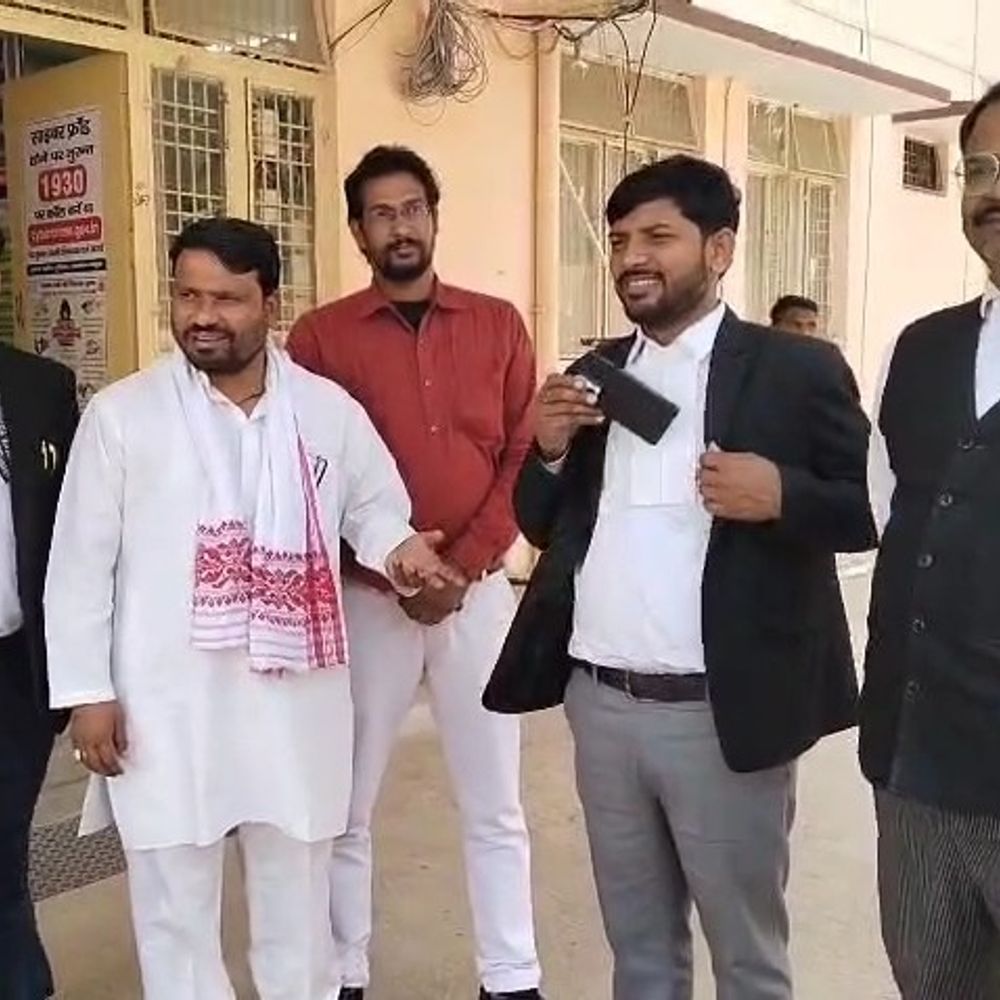 राहुल गांधी समेत 25 सांसदों को फेसबुक पर धमकी:कथित भाजपा नेता पर लगाया आरोप, कांग्रेस प्रतिनिधिमंडल ने एसएसपी को सौंपा शिकायती पत्र