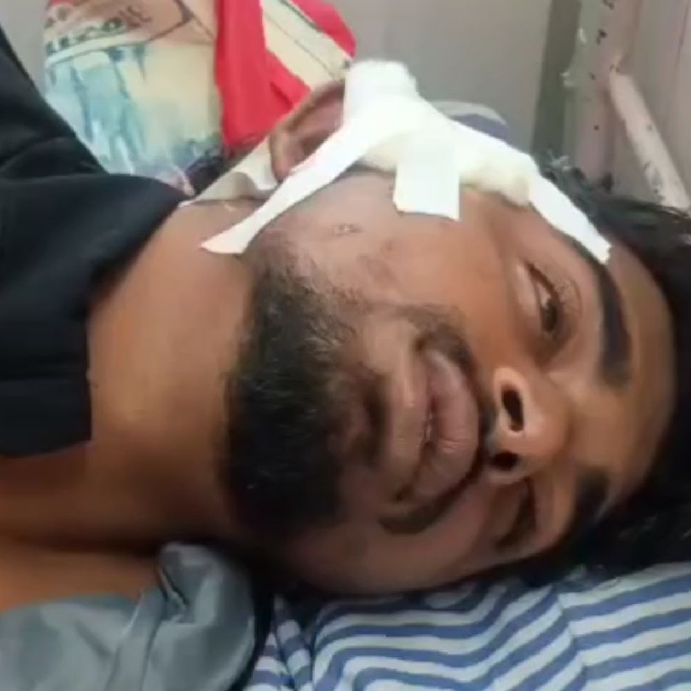 देवरिया में गवना कार्यक्रम के दौरान युवक पर हमला:नकदी और सोने की चेन लूटी, घायल युवक मेडिकल कॉलेज में भर्ती