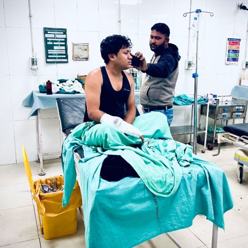 कैथल में शराब के ठेके पर बदमाशों ने की फायरिंग:  सेल के रुपए लेने आए युवक को लगी गोली; भाग कर बचाई जान – Kaithal News