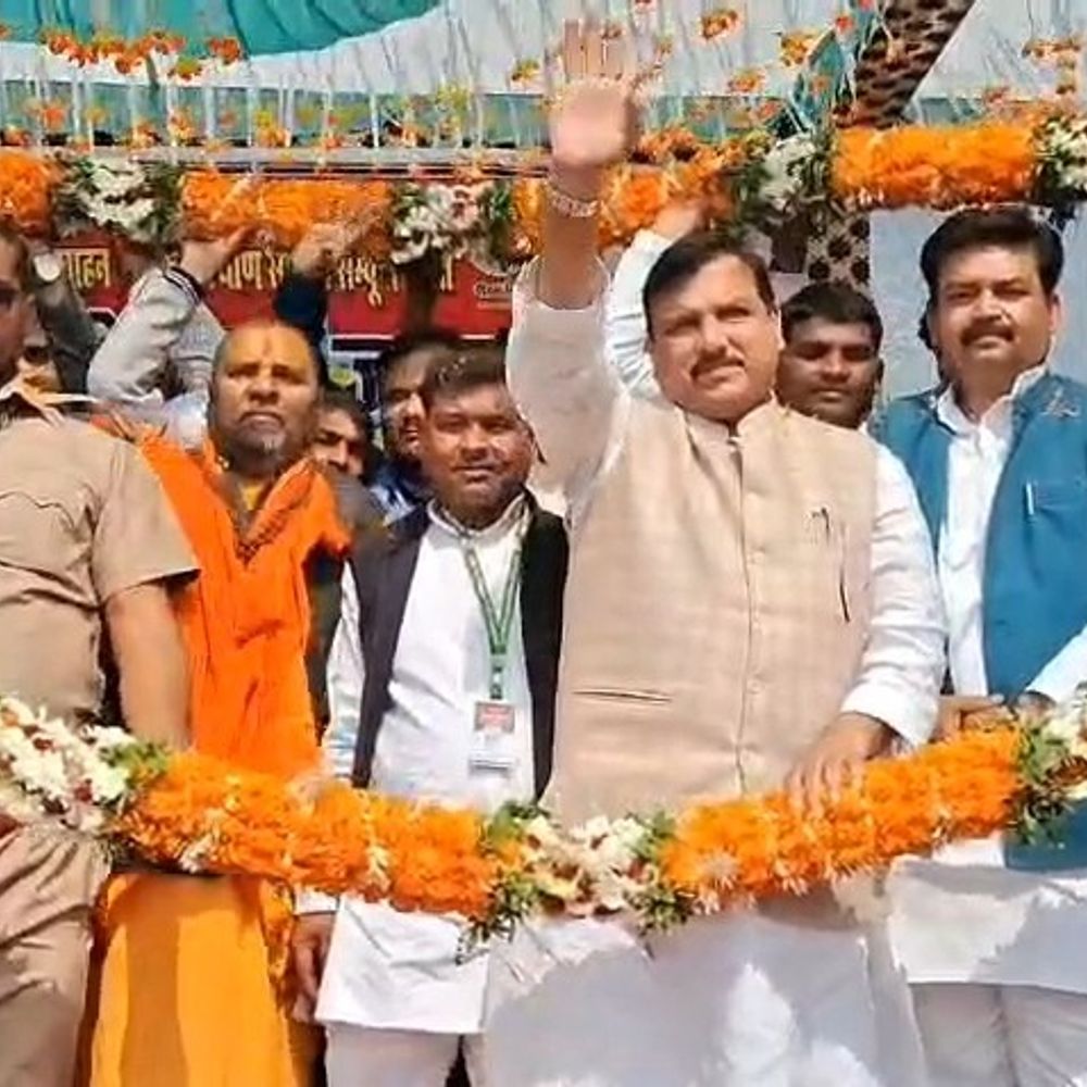 आजमगढ़ में बोले आप सांसद संजय सिंह:देश के लिए मजाक बना AI समिट, धार्मिक परंपराओं से बनते हैं शंकराचार्य