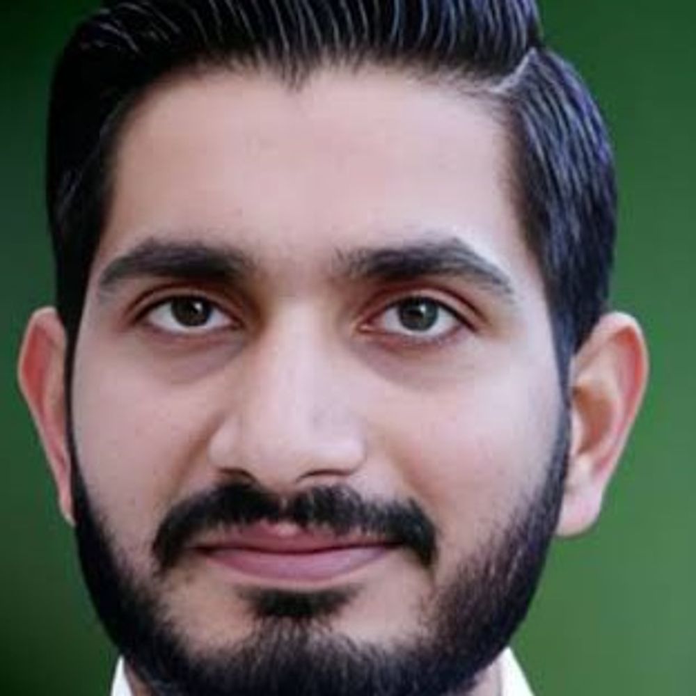 बदायूं सांसद आदित्य यादव ने रेल मंत्री को लिखा पत्र:बबराला फाटक पर ओवरब्रिज की मांग की, बोले- आए दिन लगता जाम