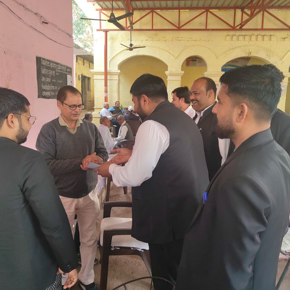 जालौन बार संघ चुनाव: मतदान 27 फरवरी को:कलेक्ट्रेट सभागार में होगी वोटिंग, निष्पक्षता पर प्रत्याशियों ने की चर्चा