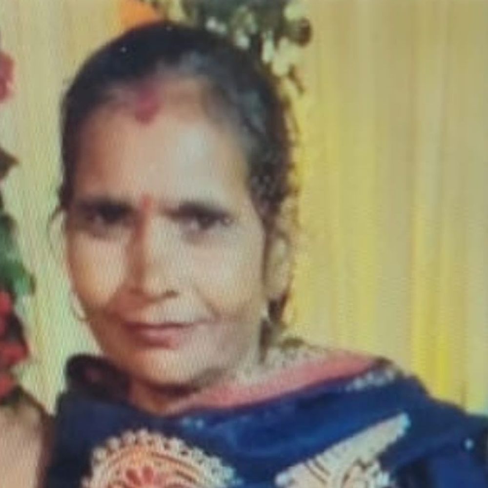 कानपुर रोड पर दो बाइकों की टक्कर, महिला की मौत:बेटा और दूसरी बाइक सवार युवती घायल, शव को पोस्टमार्टम के लिए भेजा