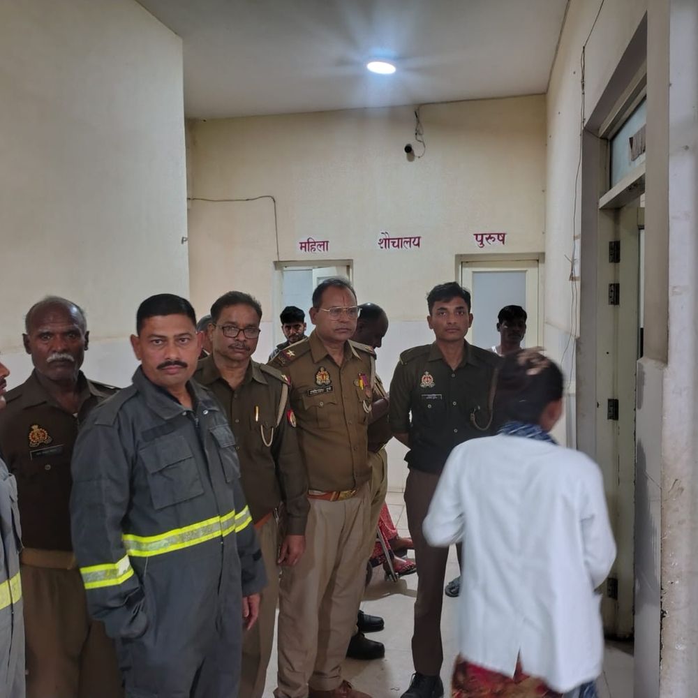 प्रतापगढ़ में कुएं में गिरी युवती का रेस्क्यू, VIDEO:फायर ब्रिगेड की टीम ने बचाया, 2 दिन से बुखार था पानी भरते समय आया चक्कर