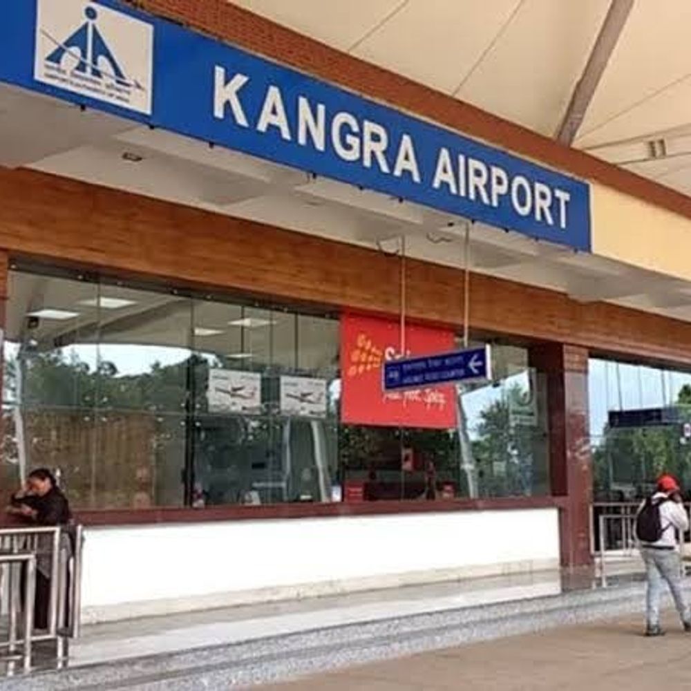 कांगड़ा एयरपोर्ट का होगा विस्तार, 500 करोड़ जारी:  मार्च 2026 तक मुआवजा वितरण, मुंबई, बेंगलुरु और चेन्नई से होगी सीधी कनेक्टिविटी – Dharamshala News