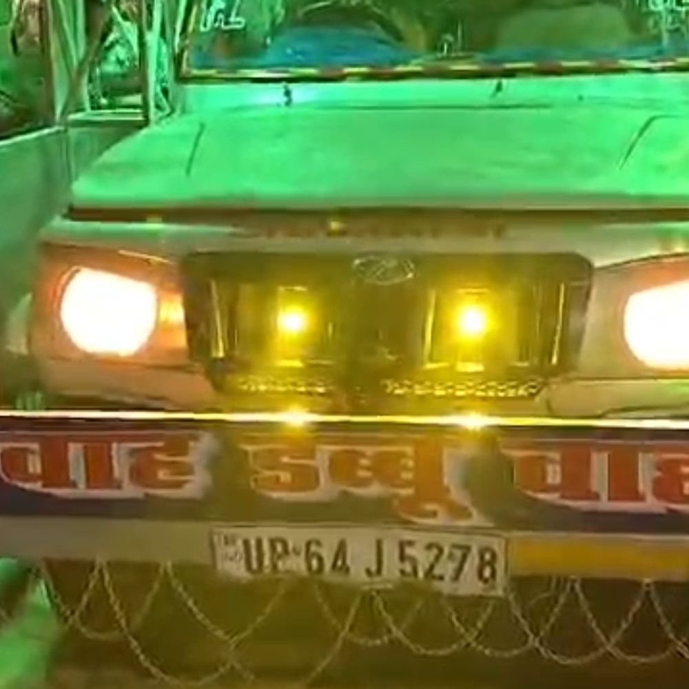 वाराणसी में डीजे संचालक पर केस दर्ज:शिवपुर में फोरलेन पर जाम लगाने और तेज आवाज में डीजे बजाने पर कार्रवाई