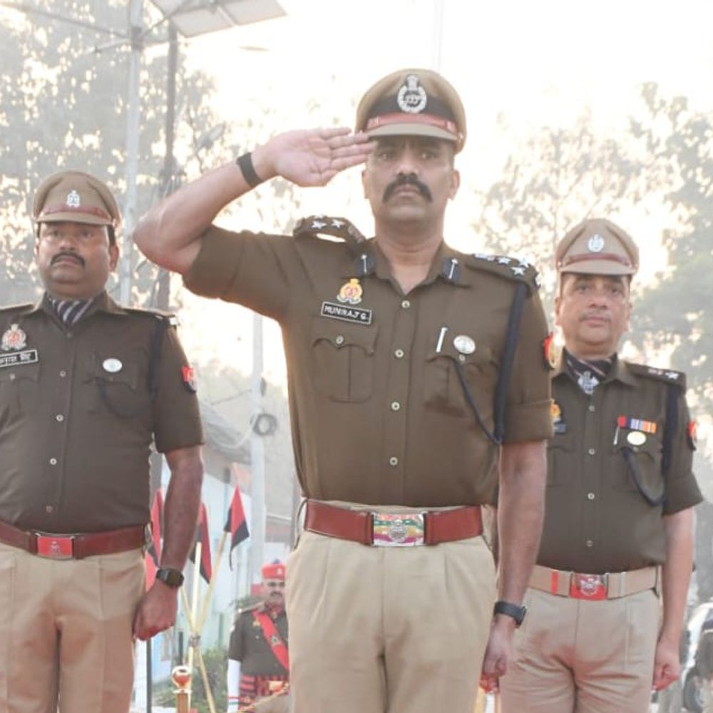 DIG ने रामपुर रिजर्व पुलिस लाइन्स का निरीक्षण किया:परेड, प्रशिक्षण, अभिलेख और स्वच्छता व्यवस्थाओं की समीक्षा की गई