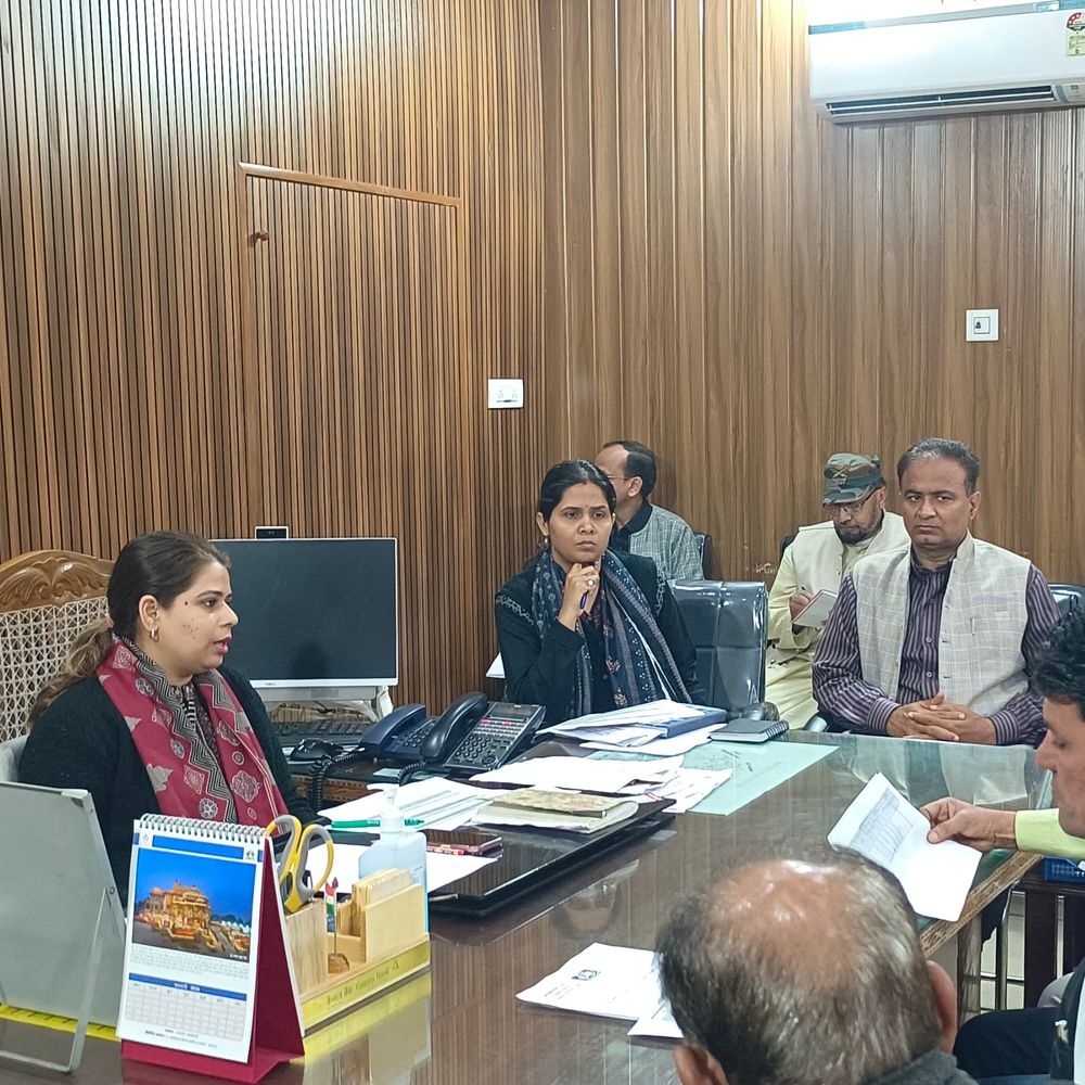 22 फरवरी को विशेष अभियान दिवस:डीएम ने की बैठक, कहा- BLO सुबह 10:30 से 1:30 बजे तक दावे-आपत्तियां लेंगे