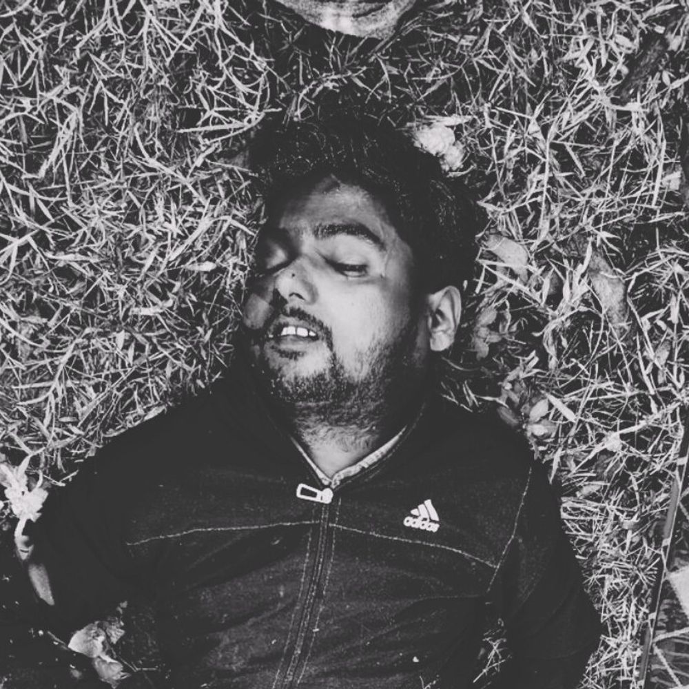 9 दिन से लापता युवक का शव मिला:घर वाले कर रहे थे तलाश, खेतों पर काम करने गए लोगों ने देखा