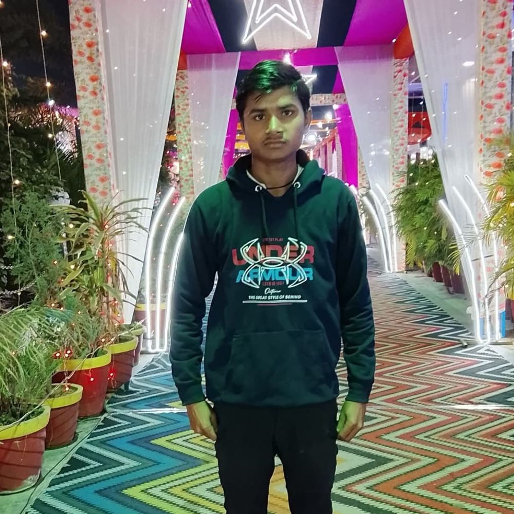 हाईस्कूल की परीक्षा देने जा रहे दो छात्रों की मौत:बहराइच में रोडवेज बस ने बाइक को मारी टक्कर, दोनों रिश्ते में भाई थे